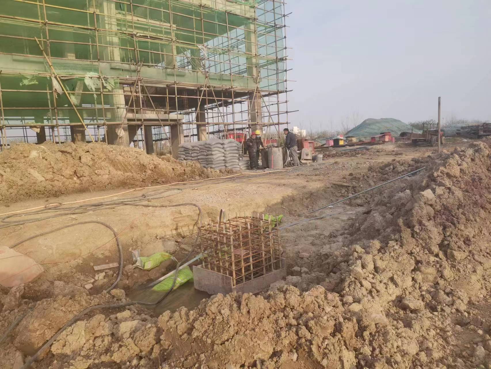 石河镇当桥梁出现裂缝的时候应该及时加固修补